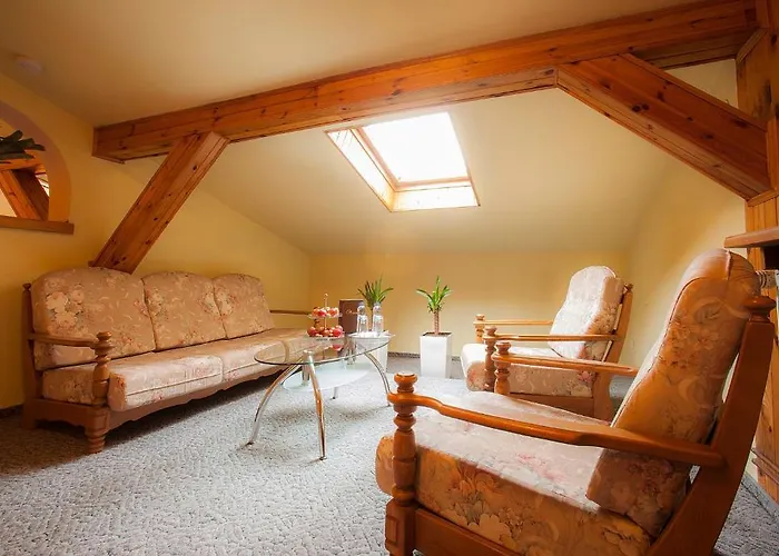 Wyzsza Brama Centrum אורחן