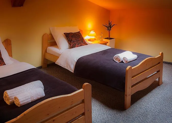 Inn Hotel Wyzsza Brama Centrum Cieszyn (Silesia)