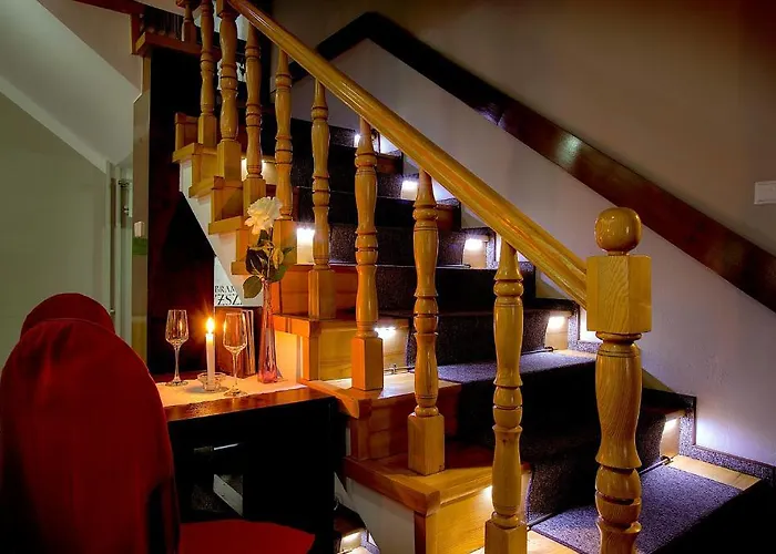 Wyzsza Brama Centrum צ'שין